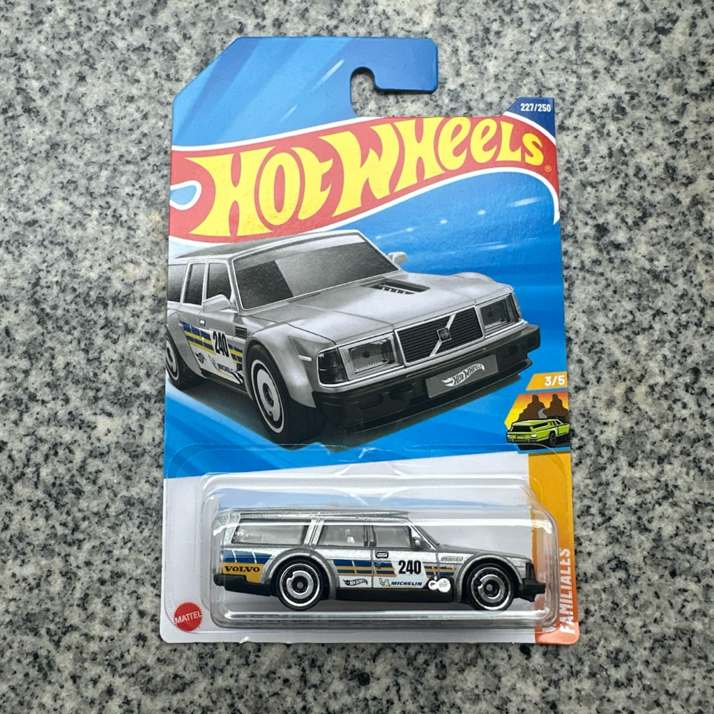 รถเหล็ก Hotwheels Volvo 240 Drift Wagon