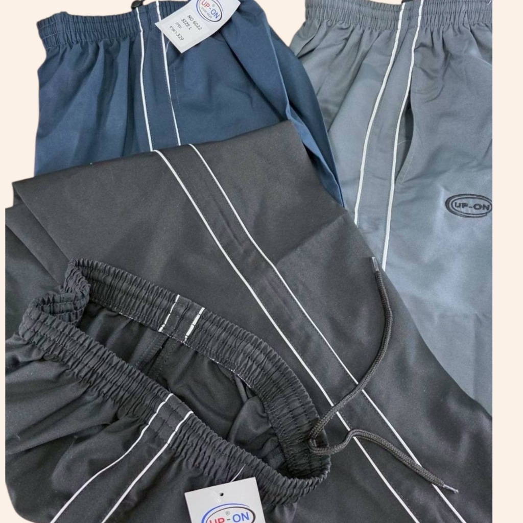 กางเกงผ้าไมโคร ขายาว กางเกงผ้าร่ม  ขาสามารถรูดได้ สีดำ แถบ2เส้นสีขาว ยี่ห้อ UP-ON มีกระเป๋า2ข้าง ไม่มีซิป M20