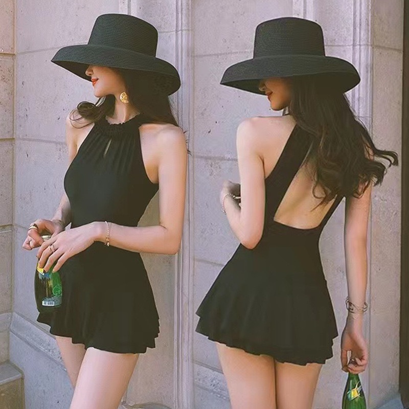 ชุดว่ายน้ำเดรสวันพีซ สไตล์วินเทจ สีดำสุดคลาสสิค  Women ผู้หญิง เสื้อ Lady 2304