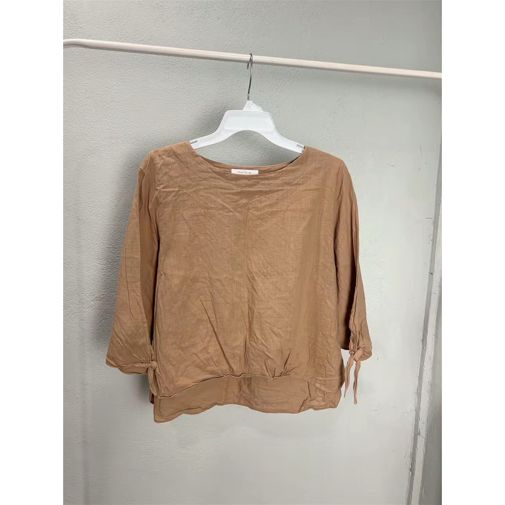 เสื้อผ้าฝ้าย มือสอง ป้าย proud by up สีน้ำตาล