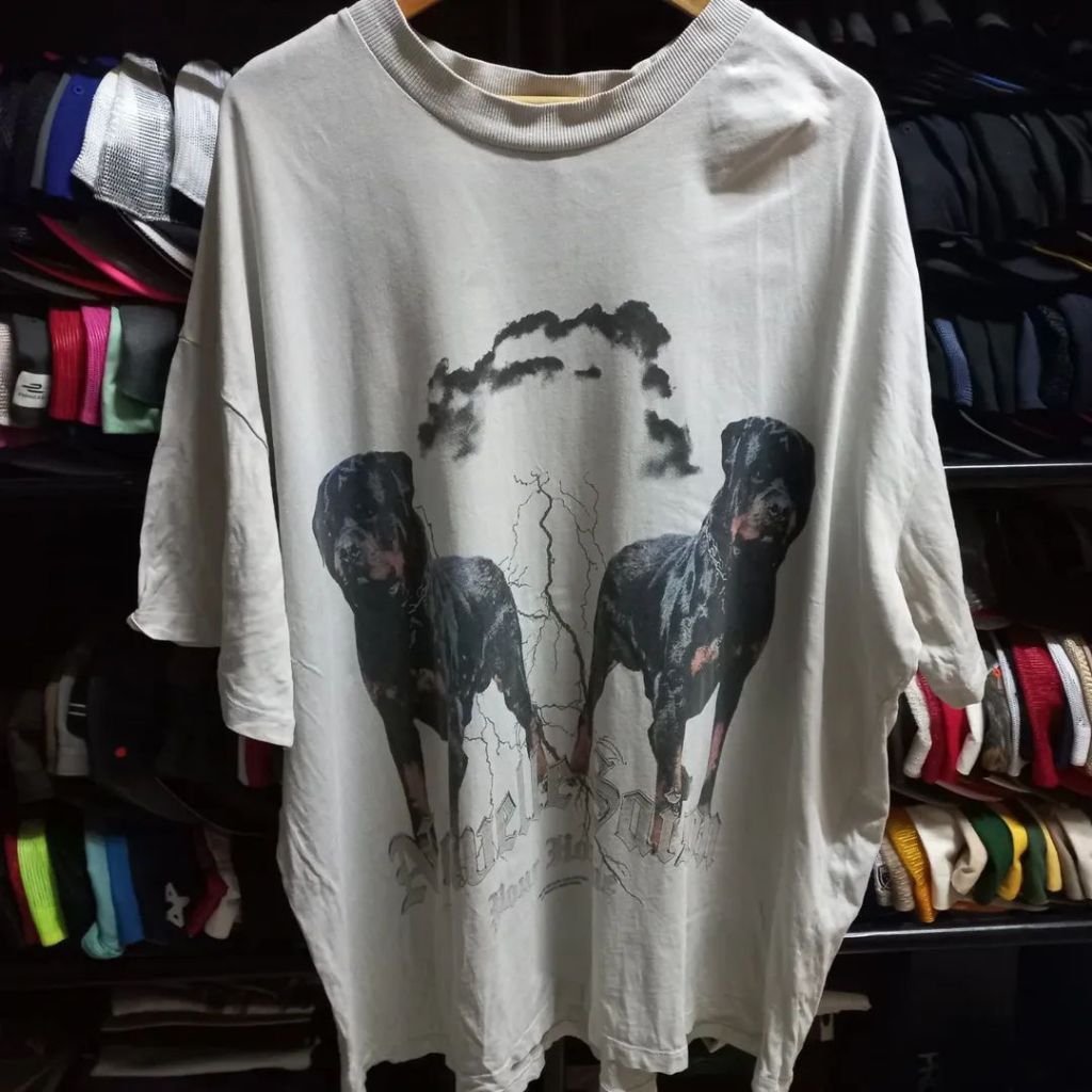 เสื้อ Dog Rottweiler Tag boohooMAN