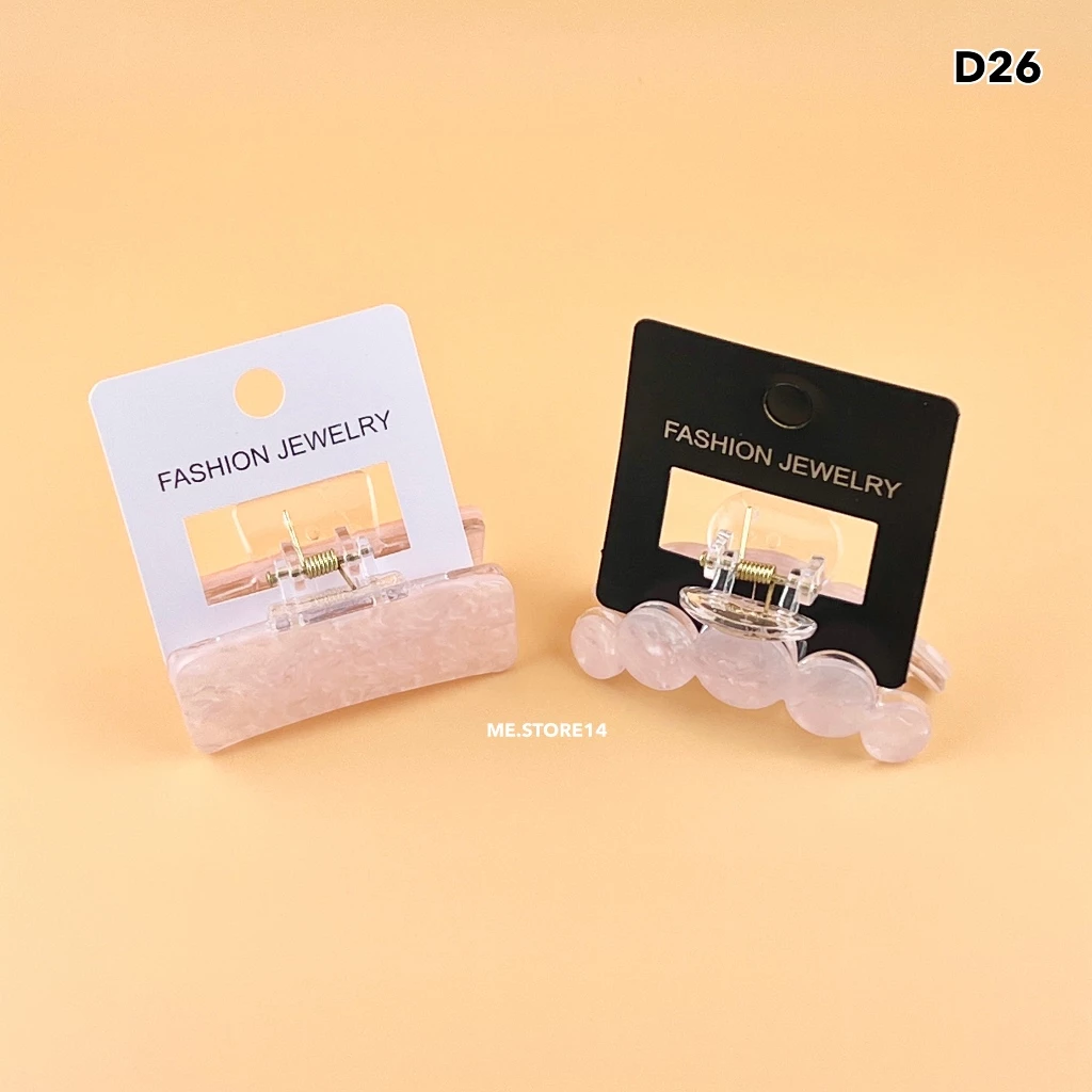 (พร้อมส่ง) แป้นกิ๊บพลาสติก แป้นติดกิ๊บหนีบ 50 แผ่น