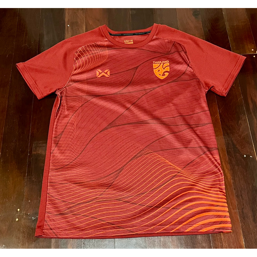 Warrix เสื้อเชียร์ ทีมชาติไทย มือสอง