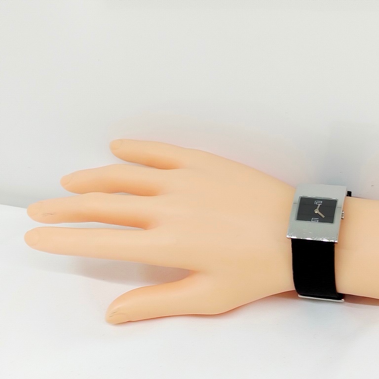 นาฬิกา Gucci 4900L ของแท้ มือสอง นาฬิกาข้อมือผู้ชาย ราคา