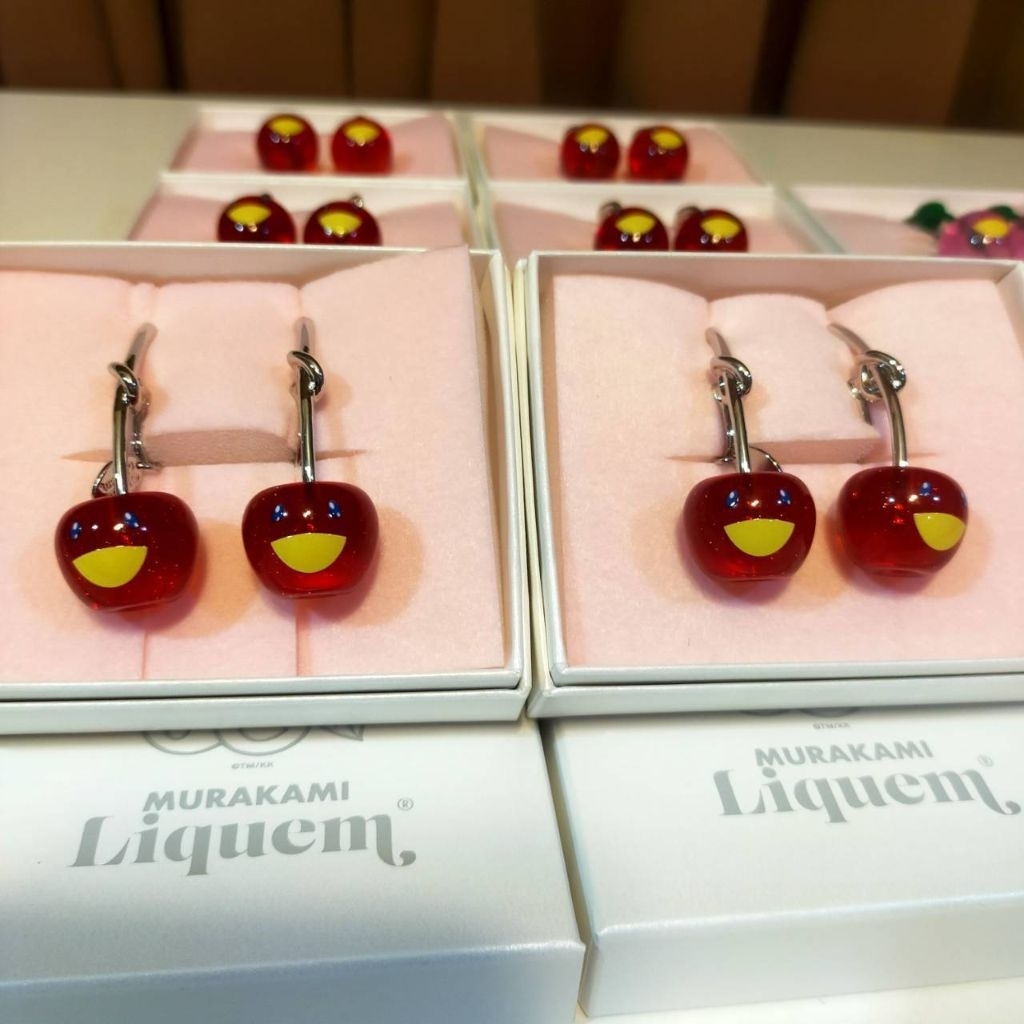 New Murakami x Liquem Cherry Earrings ต่างหูแบบหนีบ มือ1ของแท้💯 พร้อมส่ง