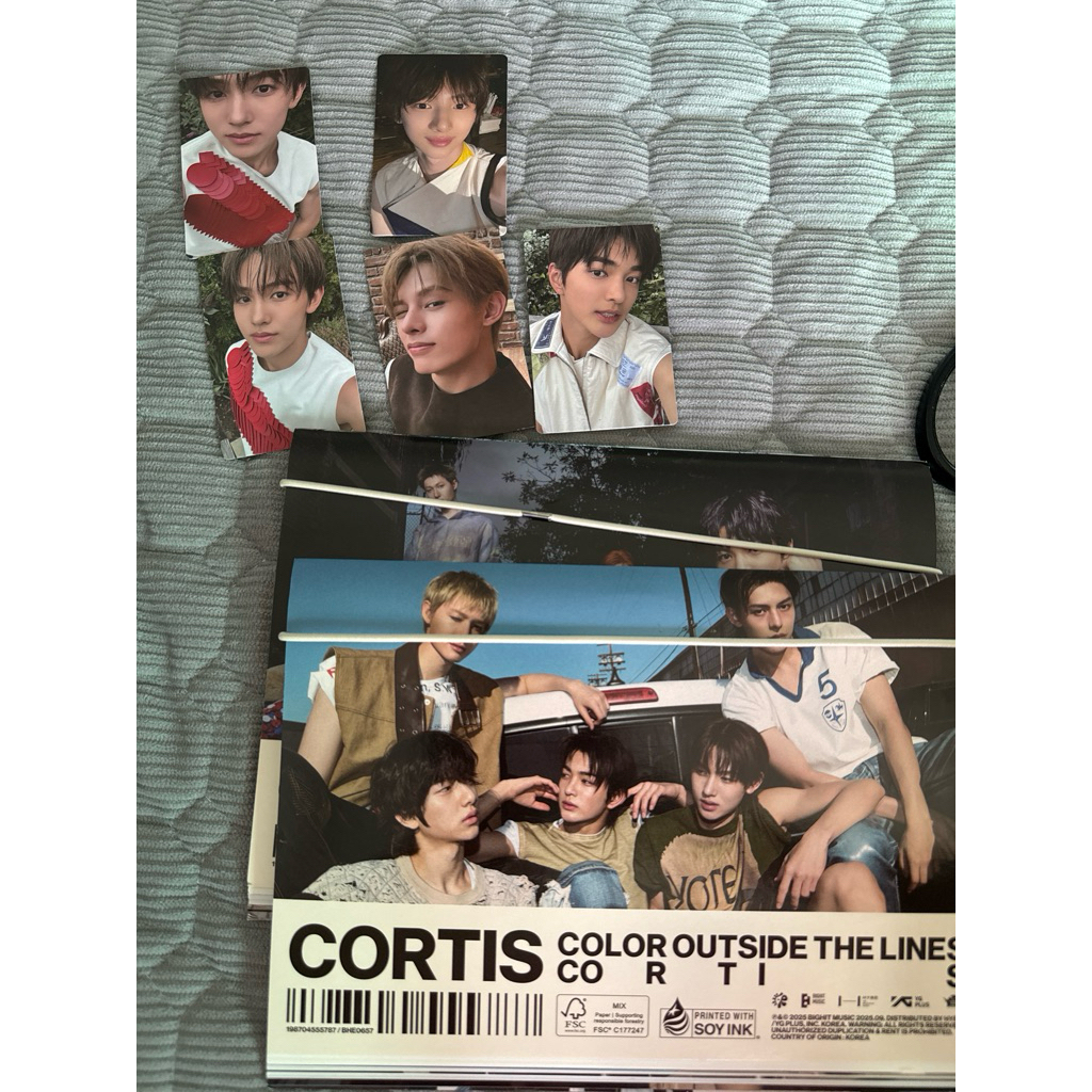 พร้อมส่ง การ์ด อัลบั้ม cortis