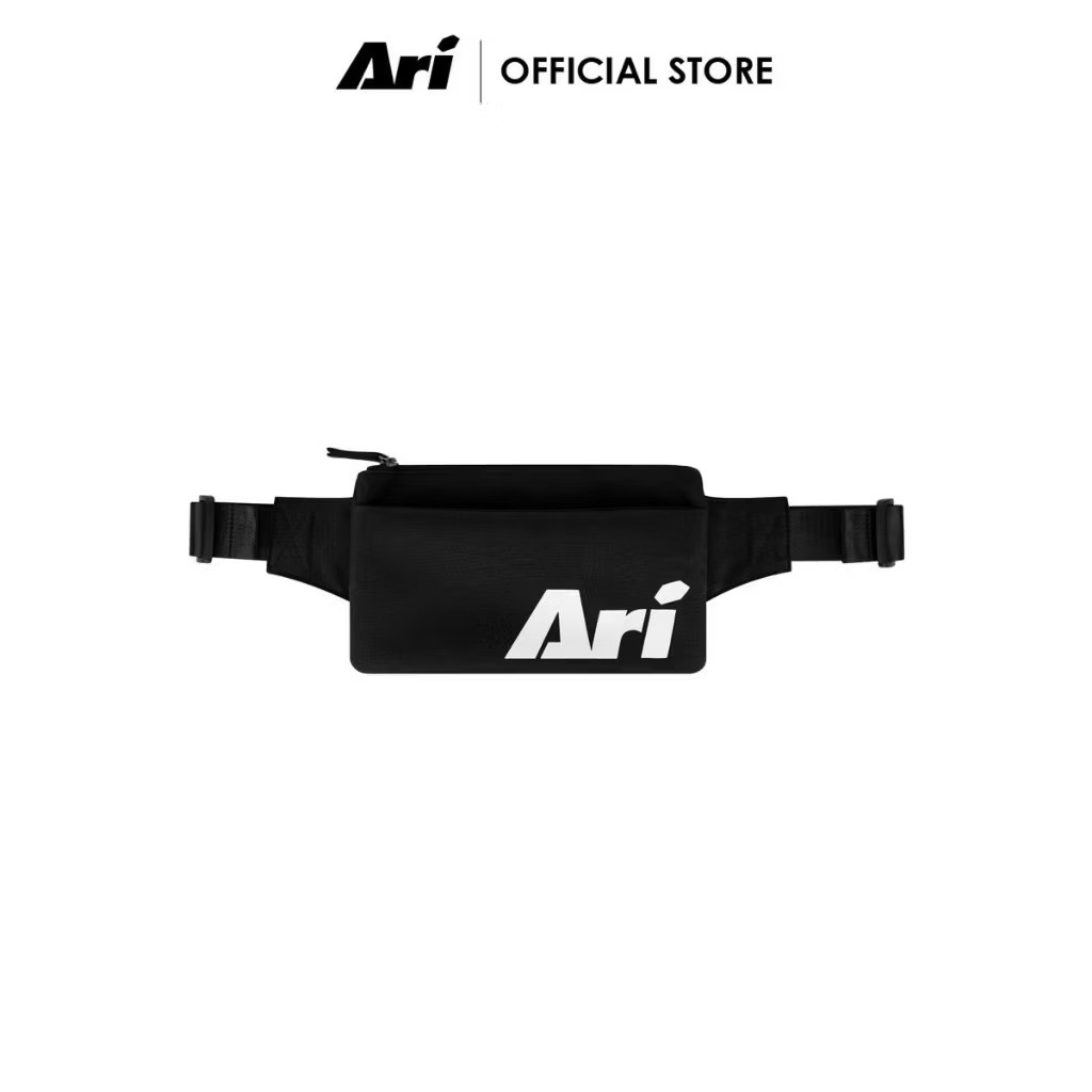 ARI ESSENTIAL CROSSBODY BAG - BLACK (AHW1584-01) กระเป๋าคาดหน้าอก อาริ ESSENTIAL CROSSBODY สีดำ skincare