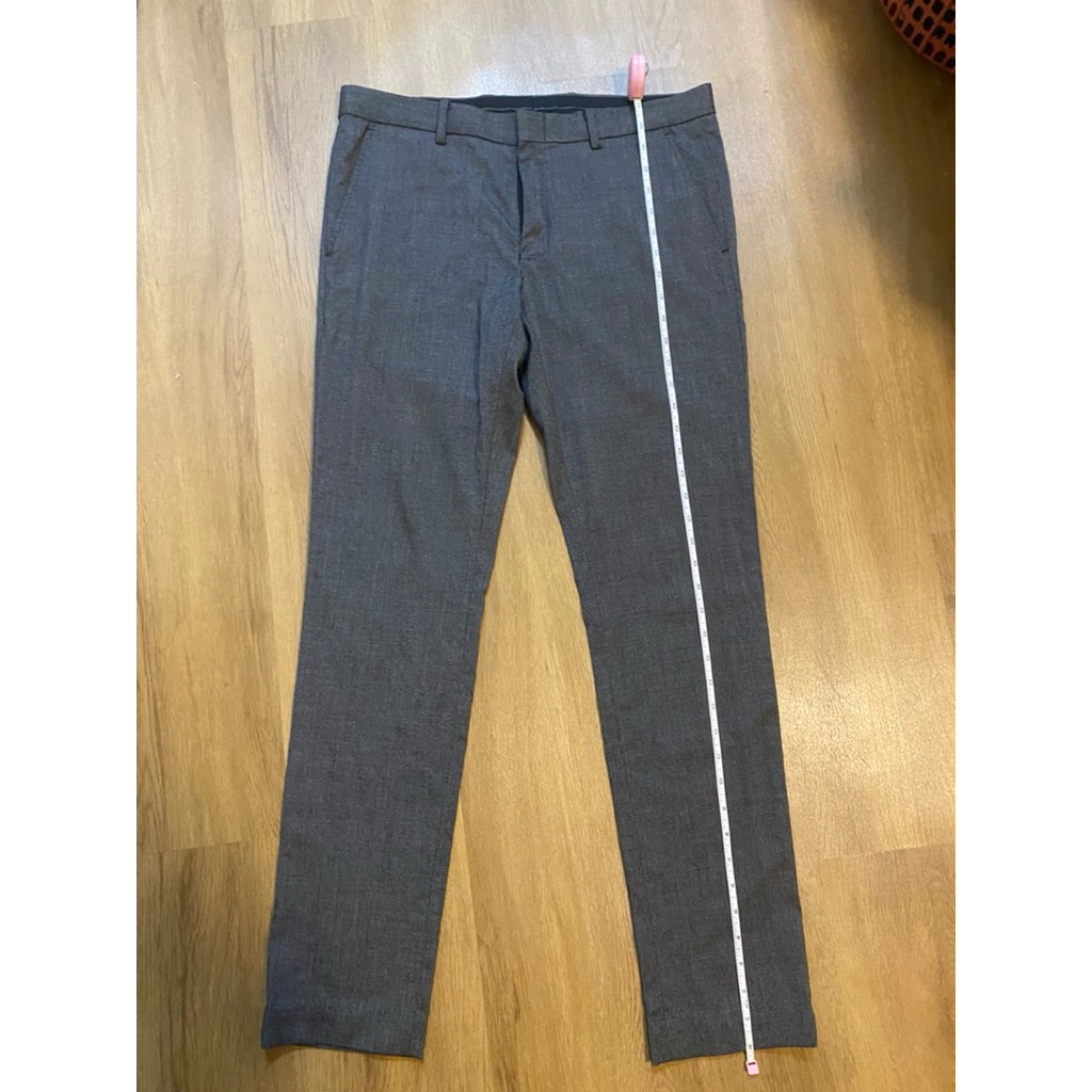 กางเกงสแลคผู้ชายสีเทาguy laroche