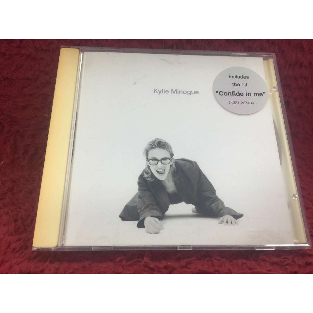 CD Kylie Minogue – Kylie Minogue สภาพตามรูปปก ZA125-70