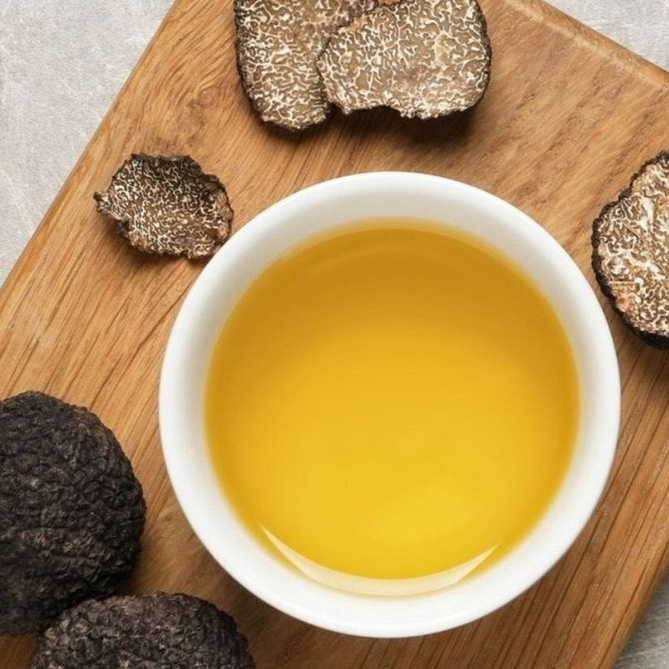 Extra Virgin Olive Oil & Black Truffle 100ml | น้ำมันมะกอกผสมทรัฟเฟิลดำ พรีเมียม - รูปที่ 2