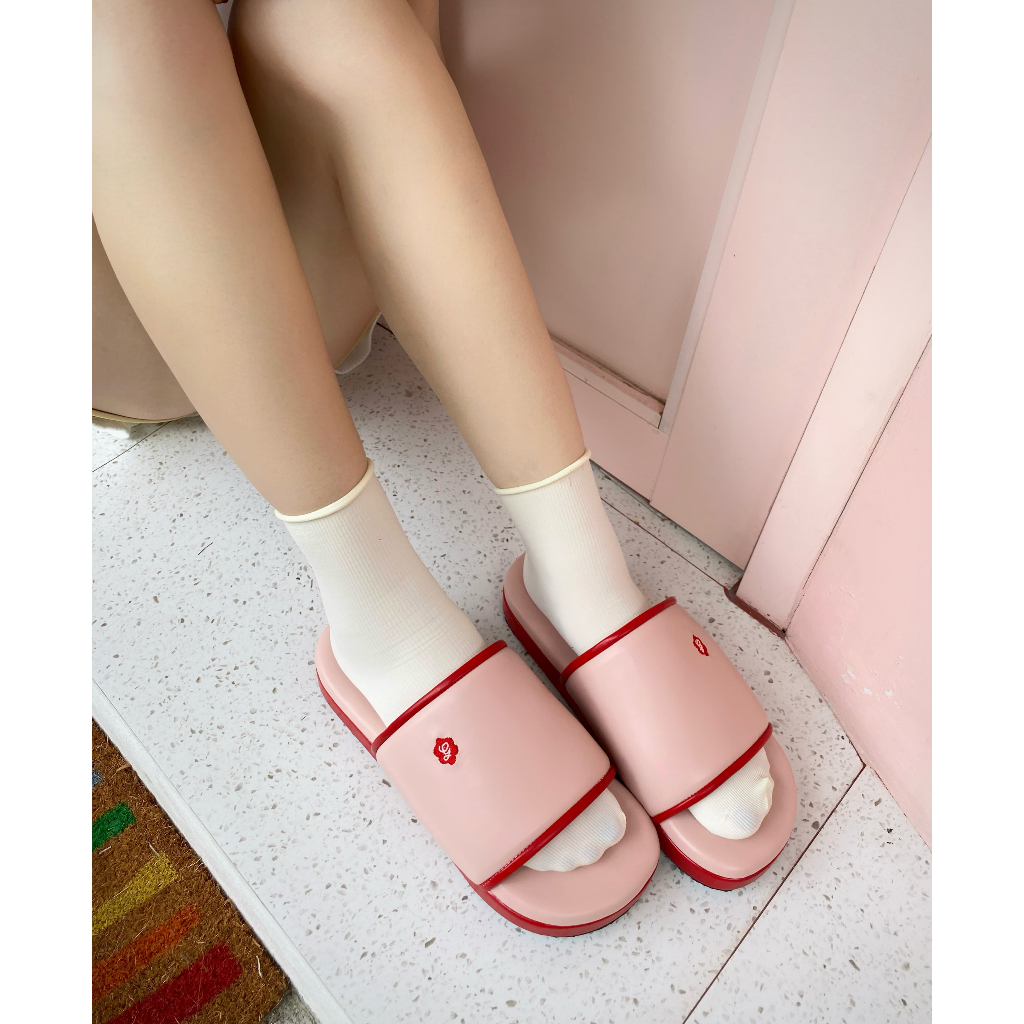 รองเท้ารุ่น GUMMY! รองเท้าพื้นนุ่ม ดีเทลปัก สุดคิ้วท์ ✨ แบรนด์ gem.material