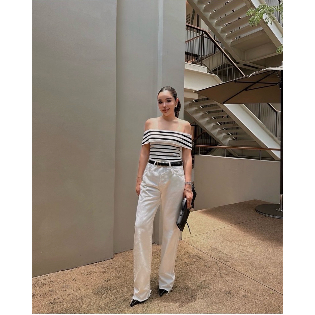 ส่งต่อ เสื้อเปิดไหล่ Seoul Studio มือหนึ่ง ❗️