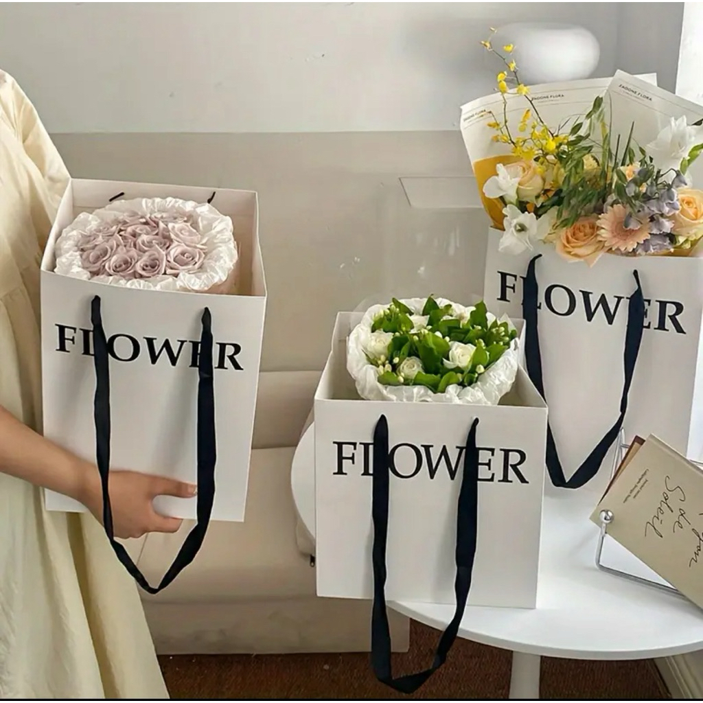 ✨🇹🇭 ส่งด่วนในไทย (สีขาว🤍) ถุงกระดาษใส่ดอกไม้ถุงกระดาษใส่ช่อดอกไม้ถุงกระดาษใส่ของขวัญถุงกระดาษทรงเหลี่ยม