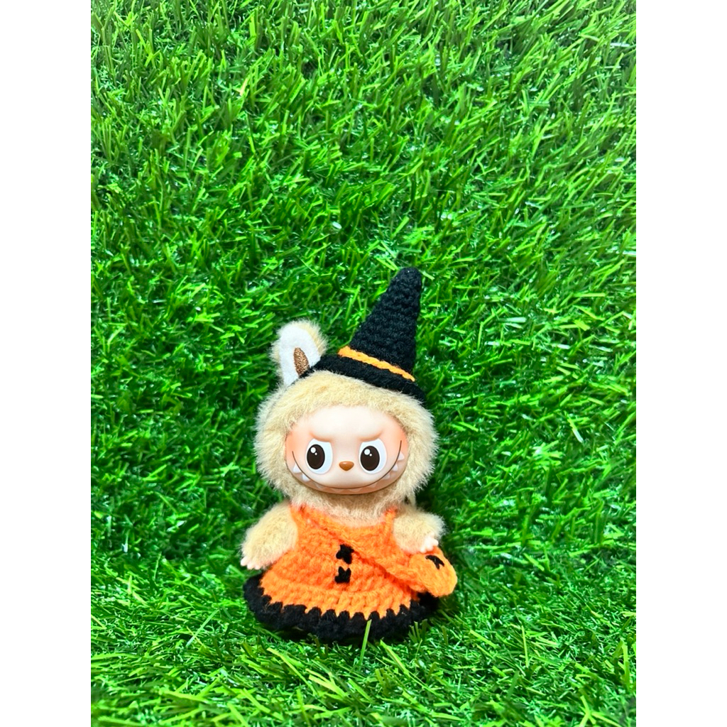 ชุดลาบูบู้ V4 ฮาโลวีน