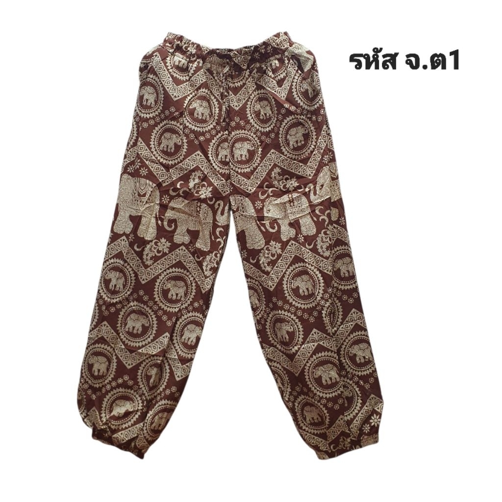กางเกงช้างไทยยอดฮิตทรงใหม่ขาจั๊มแบบไม่ยาวมากมีกระเป๋าทั้ง2ข้างผ้านุ่มลื่นสวยน่ารักขนาดฟรีไซส์