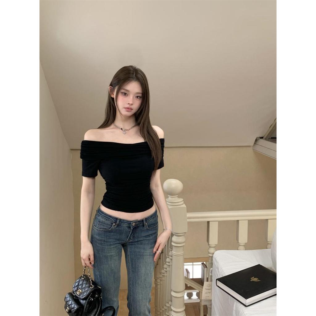 SPND【พร้อมส่ง】เสื้อครอปเปิดไหล่ ใส่แล้วดูหรู เซ็กซี่ เรียบแต่ปัง (WYP-B4)