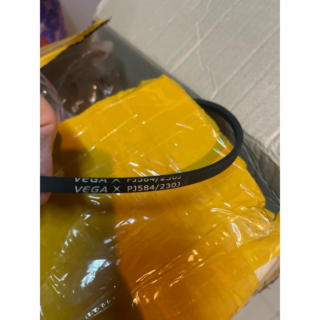 สายพานจักรยานออกกำลังกาย vega PJ584/230J