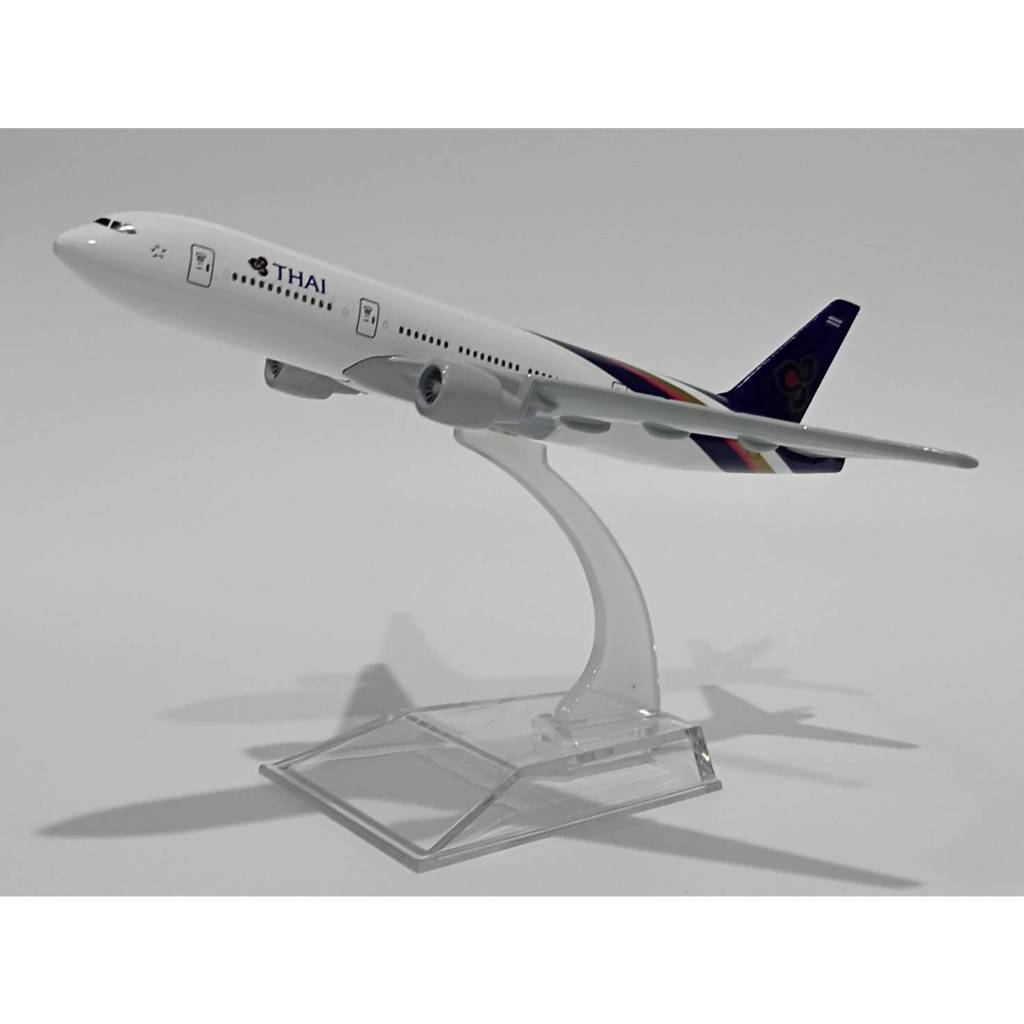 โมเดลเครื่องบิน Thai Airways International Boeing 777 Plane Model Aircraft Scale 1:400  NEW IN Packa