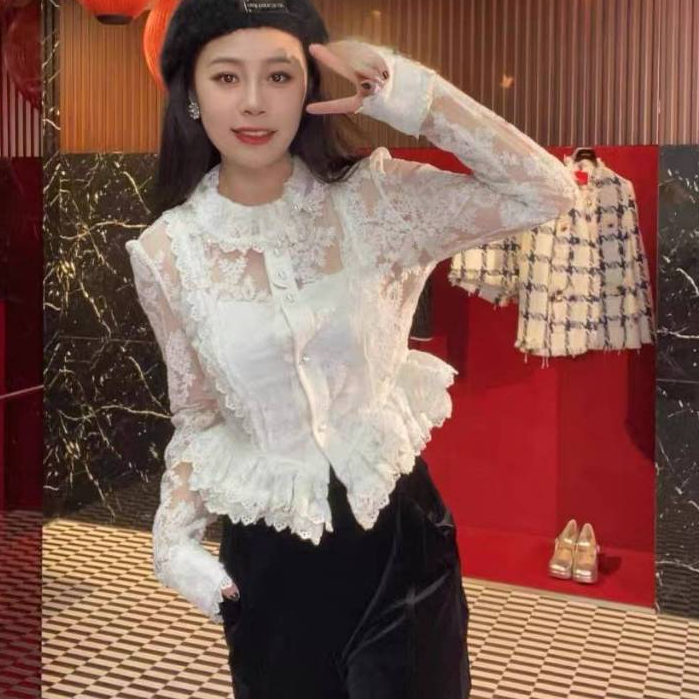 Ann shop[ann1] เสื้อปักฉลุลายลูกไม้ สวยหวานละมุน เกรดพรีเมี่ยม มีซับในสายเดี่ยว ขนาดอก 40-42 นิ้ว คว