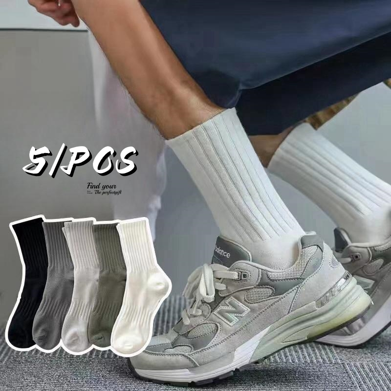 ถุงเท้าข้อกลางสำลอง สีพื้น สวมใส่สบาย ใส่ได้ทุกเพศ Korean fashion socks Cotton fashion socks for men and women