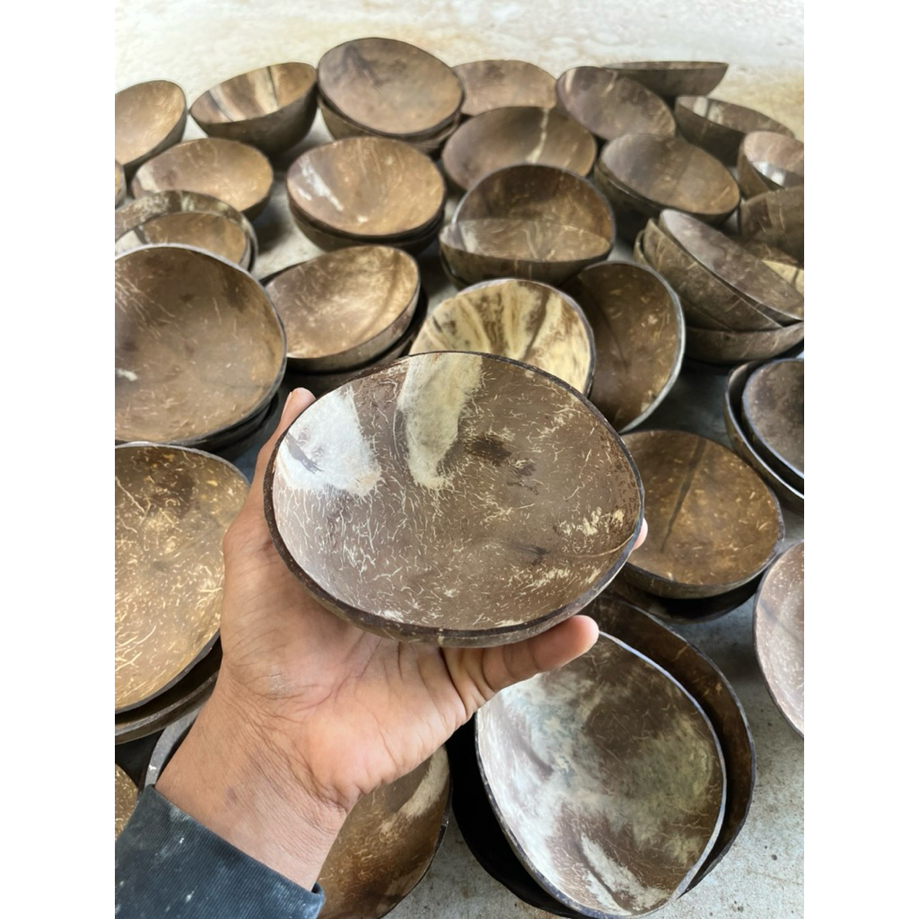 กะลาขัดเปลื่อย จำนวน 50ชิ้น ตกใบละ12บาท ❌ราคาส่ง❌