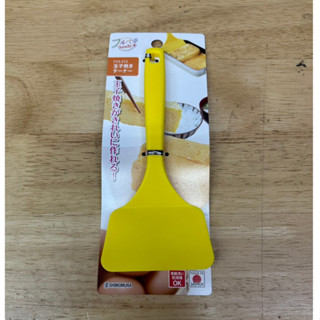 ตะหลิวไนล่อนญี่ปุ่น ใช้พลิกทำไข่หวาน หน้ากว้าง 8 ซม. เข้าเคร…