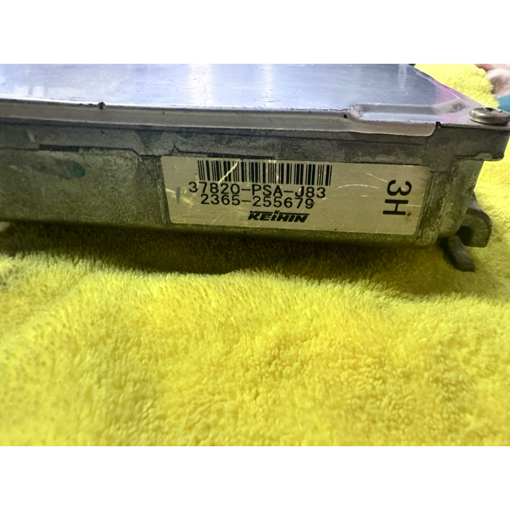 กล่องecu Honda civic Dimension (ถอดแท้ติดรถ)