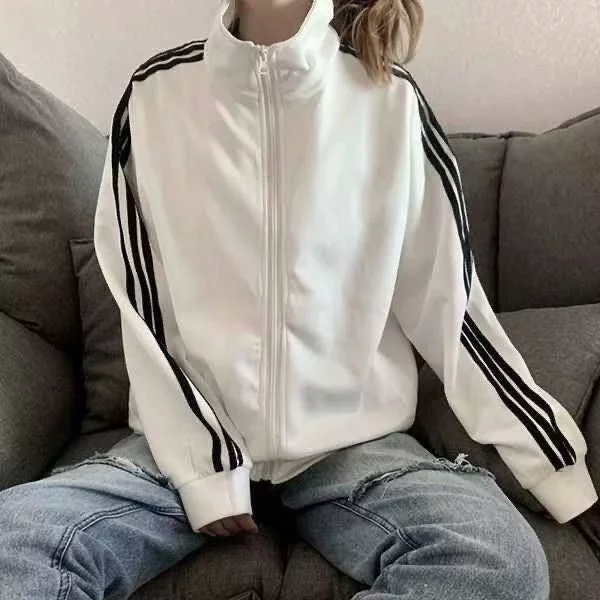 พร้อมส่งในไทย** เสื้อแขนยาวแต่งแทบข้าง มีกระเป๋า เสื้อแขนยาวสีขาวดำ Y278