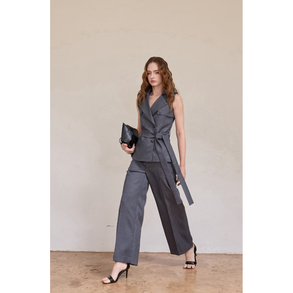 KADE กางเกง รุ่น Pippi Trouser กางเกงทรงขากระบอกใหญ่มีกระเป๋าด้านข้าง (KAD72)