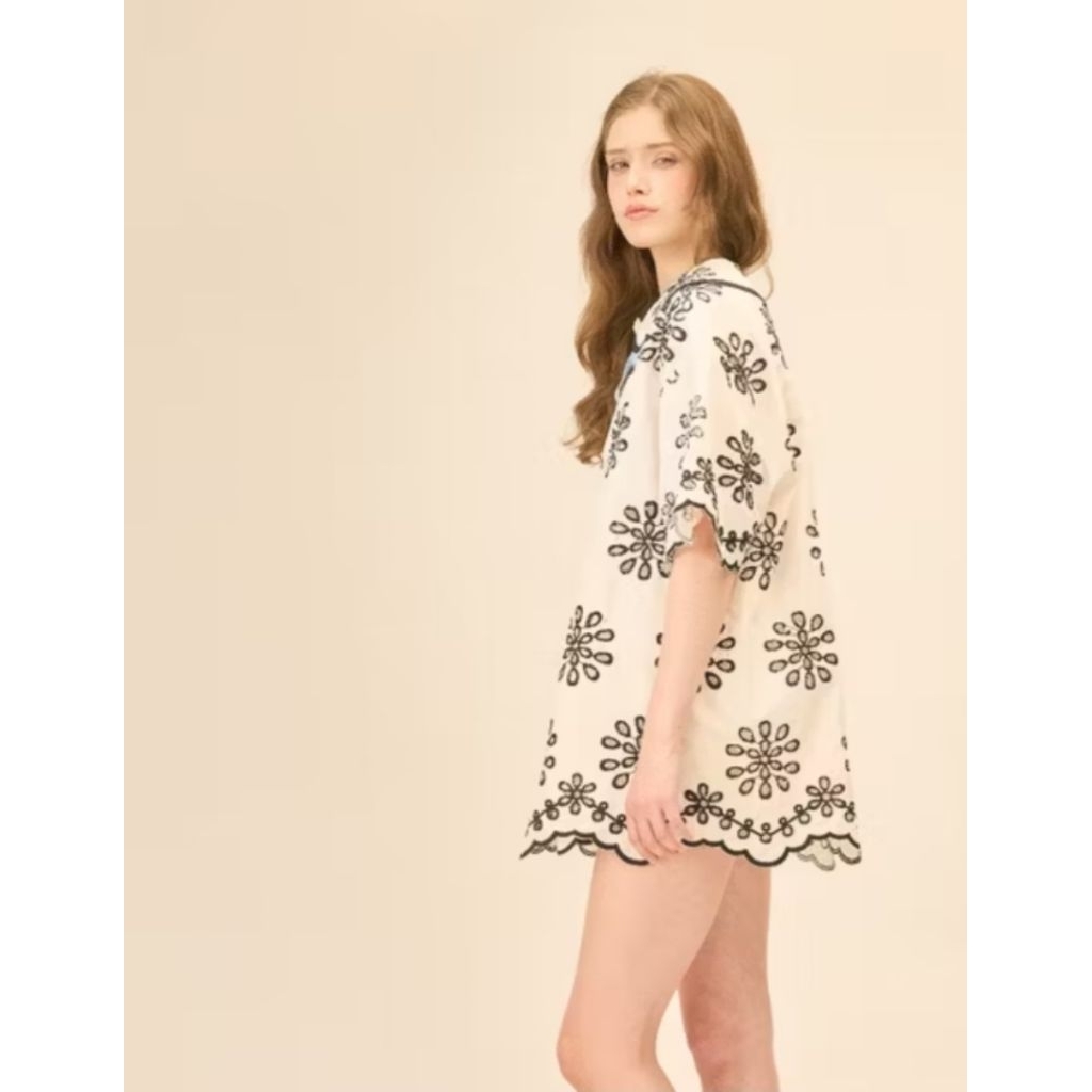 Myonlysunshine ,BNKBRAND,TandT,Moon Land,Mitr × Tatohearts Dear Me Shirt Size ML เสื้อมือสอง รุ่นตาม