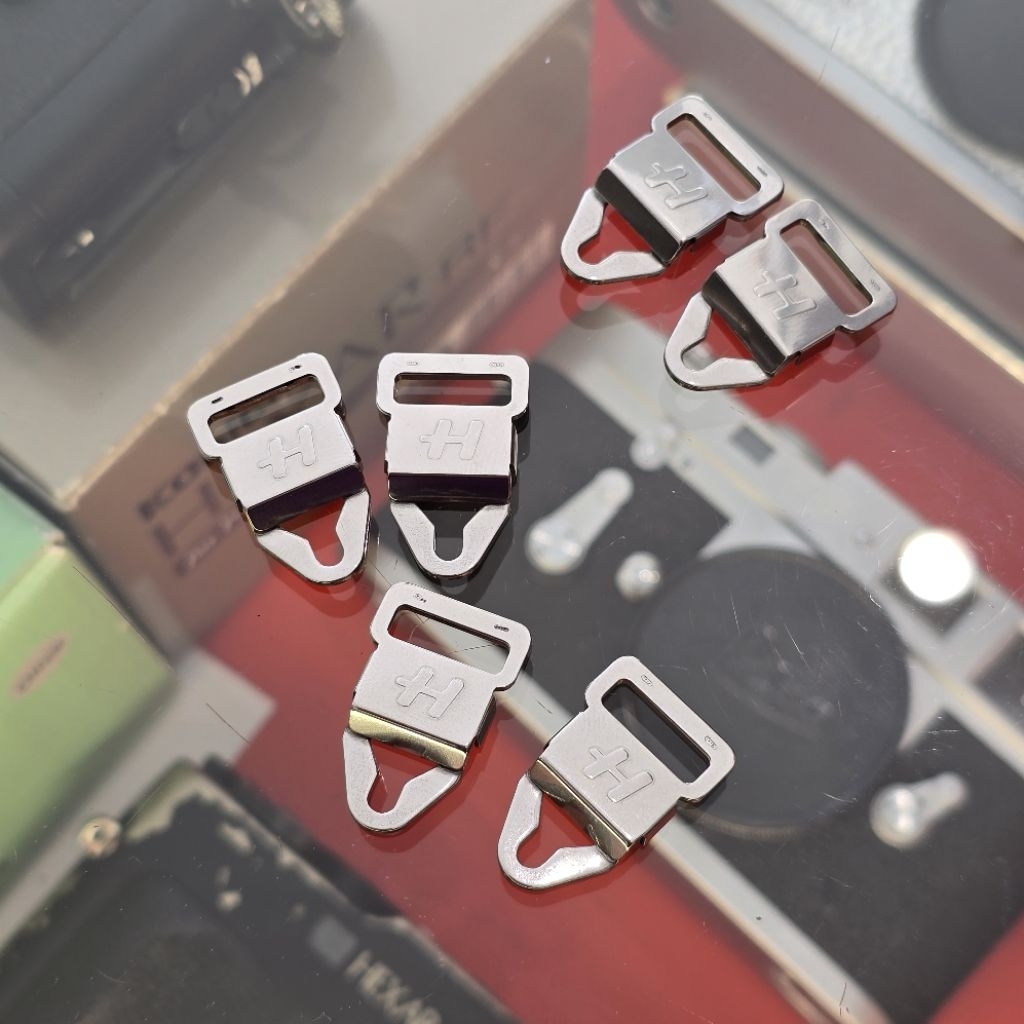 Strap Buckle for Hasselblad V film camera and X2D