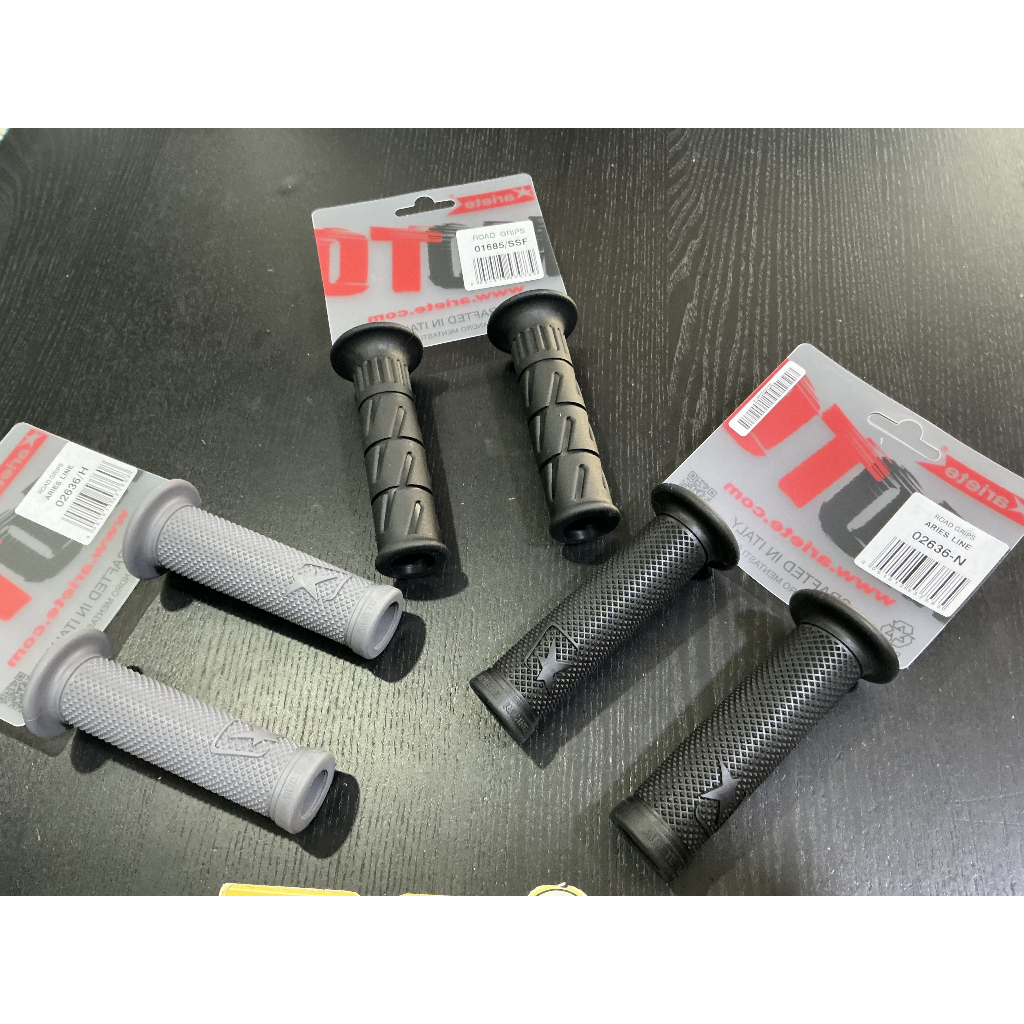 ariete  ลาย ER ปลอกมือเอริเต้ ปลอกแฮนด์ ARIETE แท้ ariete