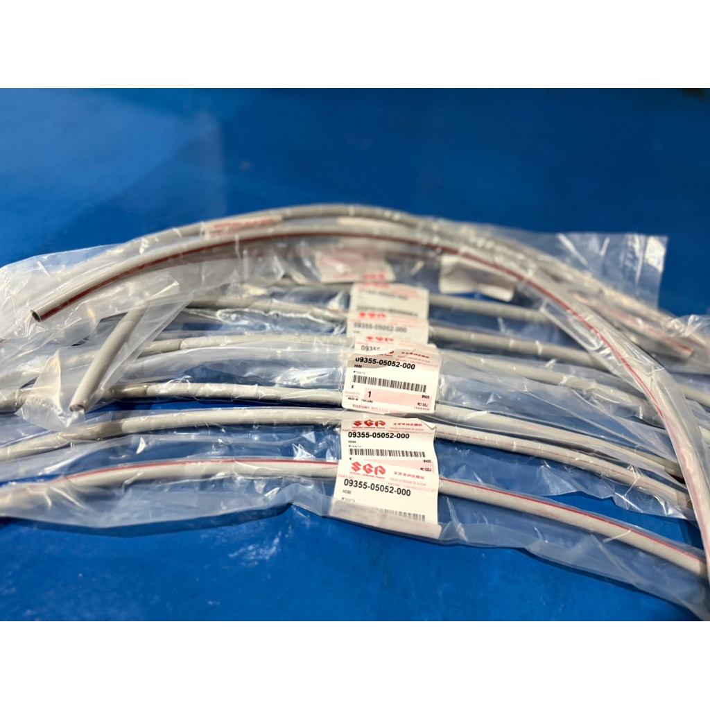 สายน้ำมัน Suzuki แท้ Royal Swing Wave Dream✅ รูใน5mm.ยาว 58.5cm