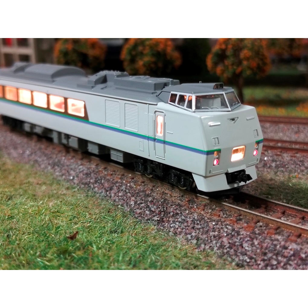 โมเดลรถไฟKiha183 โมเดลรถไฟคิฮะ183 * มือสอง มีตำหนิ เล็กน้อย * โมเดลรถไฟ คิฮะ183 Tomix JR Kiha183 Hok