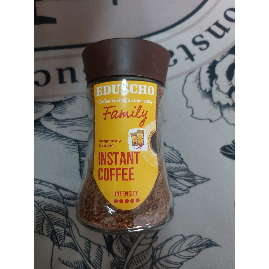 Tchibo (eduscho) family กาแฟสำเร็จรูป 200 g.แพคเกจเปลิ่ยน exp 09/2026