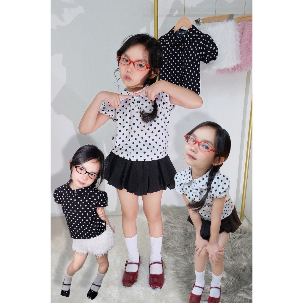 เสื้อคอบัวแขนตุ๊กตาลายpoka dot