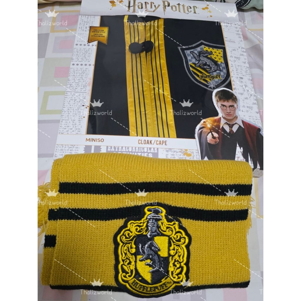 Set สุดท้าย Hufflepuff + ผ้าพันคอ 🇹🇭 พร้อมส่ง / ส่งด่วน เสื้อคลุมHarry Potter x MINISO ของแท้ ของใหม
