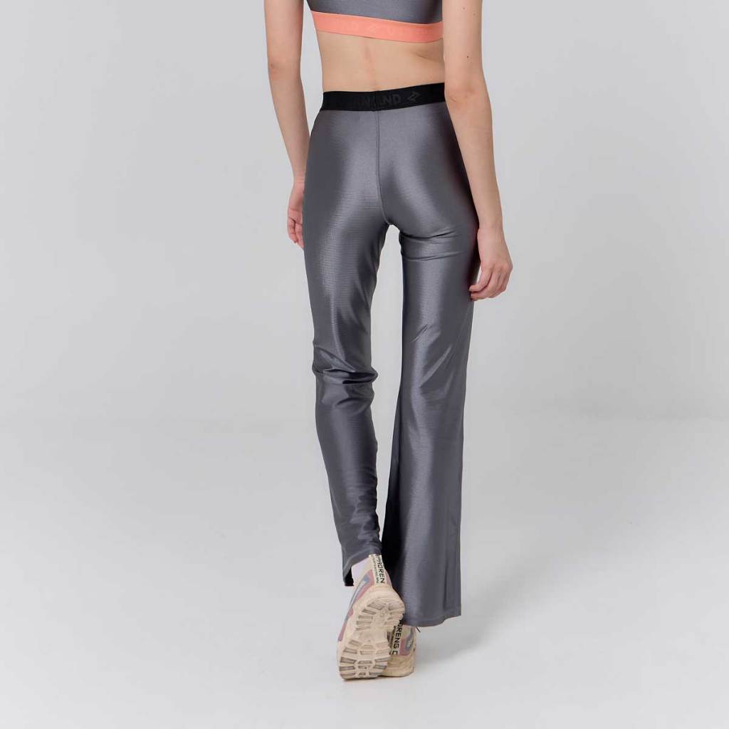 UNBOUND SILVERFLARE HIGHWAIST LEGGING กางเกงขาม้าสีซิลเวอร์ (เฉพาะกางเกง) — صورة 7