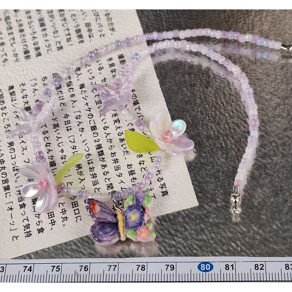 สร้อยคอแบบสั้น โชกเกอร์สีหวานแบบสวยสุดๆ