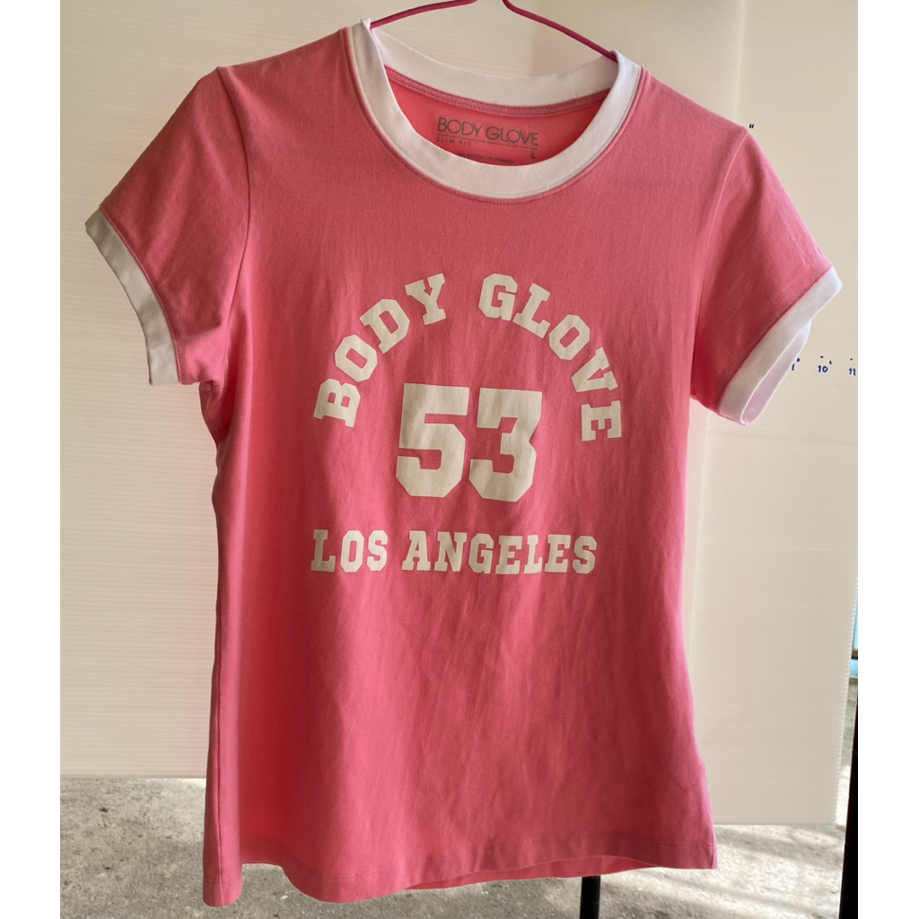เสื้อยืดผู้หญิง มือสอง body glove size: L