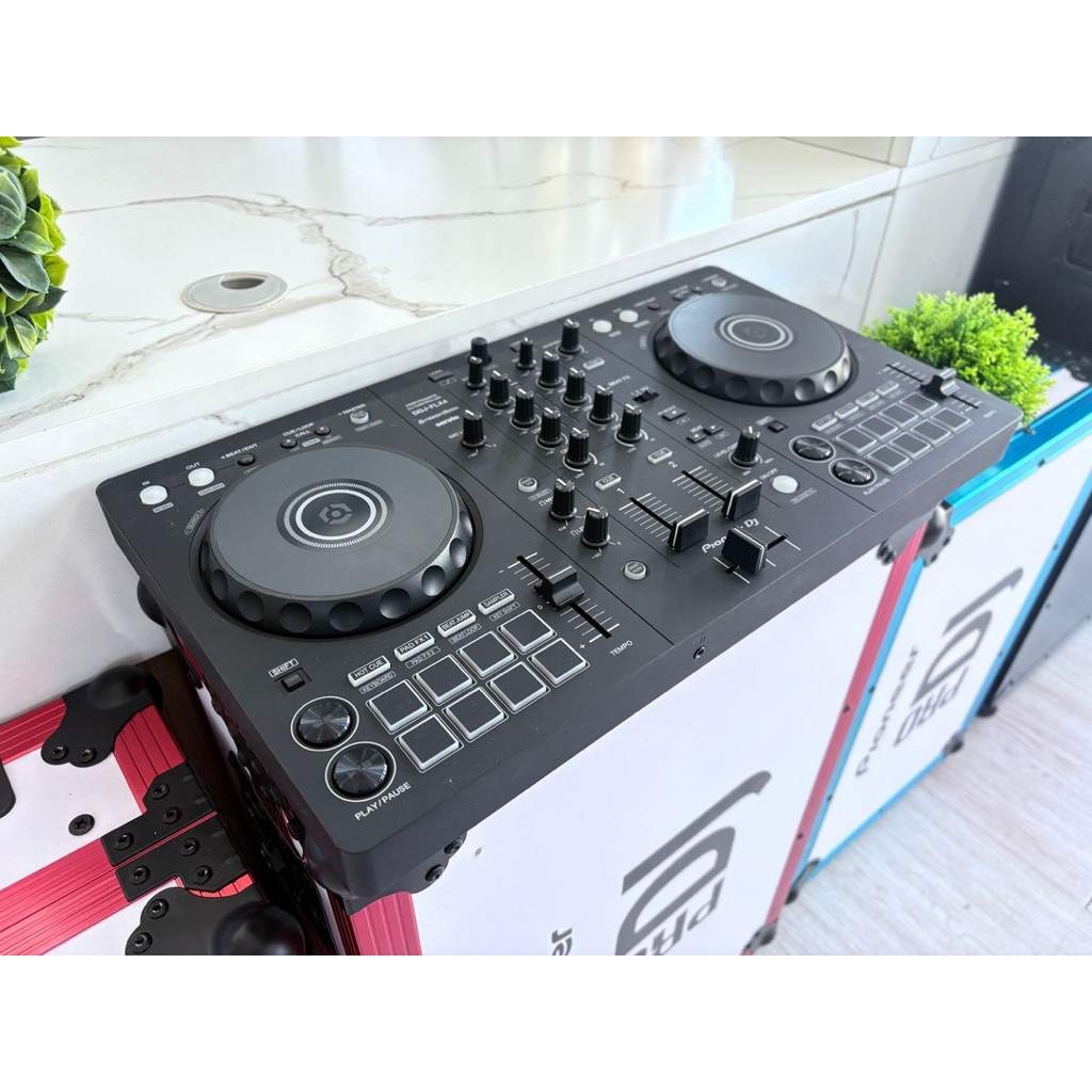 DDJ-flx4มือสอง สะพาบใหม่90%