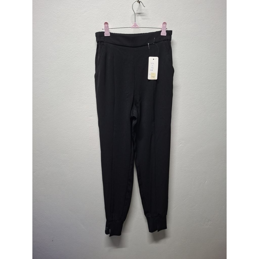 กางเกงขายาว ผ้าโพลี gu มือสอง size s#L730