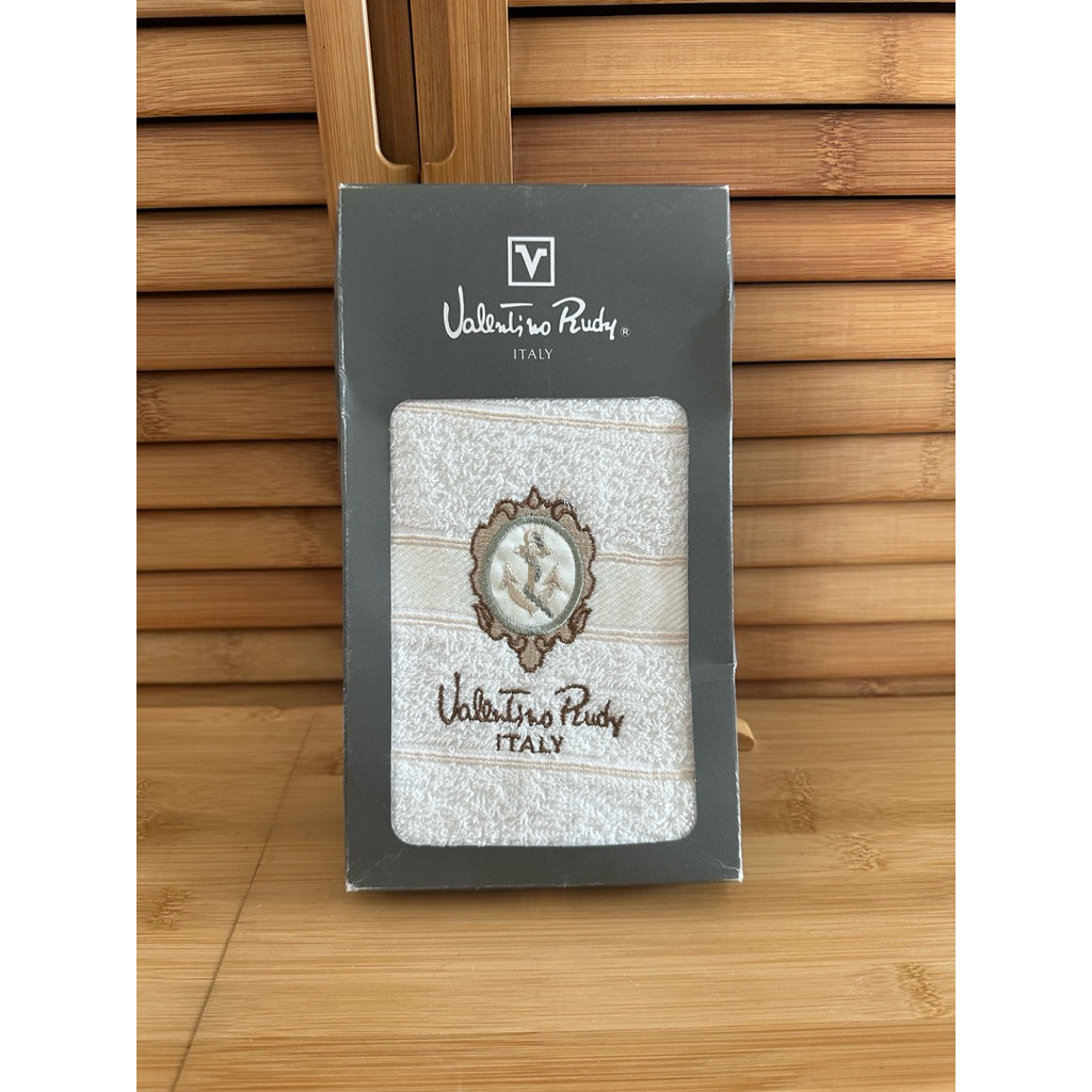 ผ้าขนหนู - VALENTINO RUDY 🇮🇹
