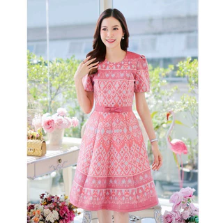 🔸NEW🔸 เดรสผ้าทออัดกาว สีทูโทน คอกลม โบว์เอว กระโปรงบาน8ชิ้น