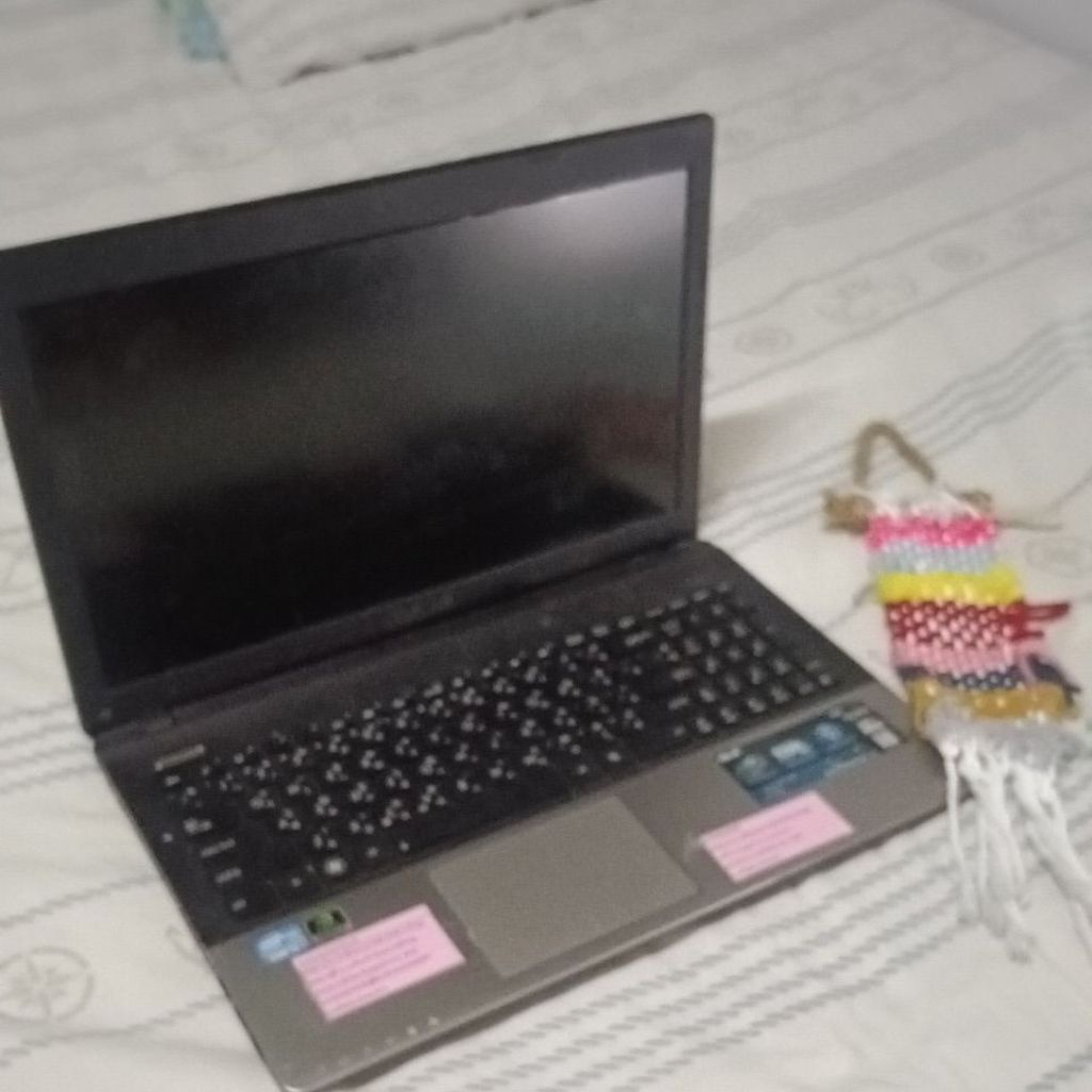 คอมพิวเตอร์ asus k55 v core i5(เสียไม่รู้สาเหตุ) ไม่มี adapter