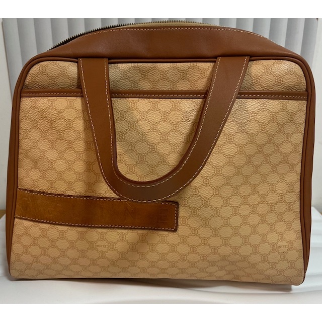 มือ 2 สภาพดี กระเป๋าผู้หญิง Celine