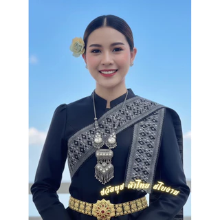 🖤✨ สไบสีดำสุดหรู เพียง 70 บาท! ✨🖤 ใส่แล้วดูเรียบหรู มีเสน่ห์แบบไทย ๆ 🪷