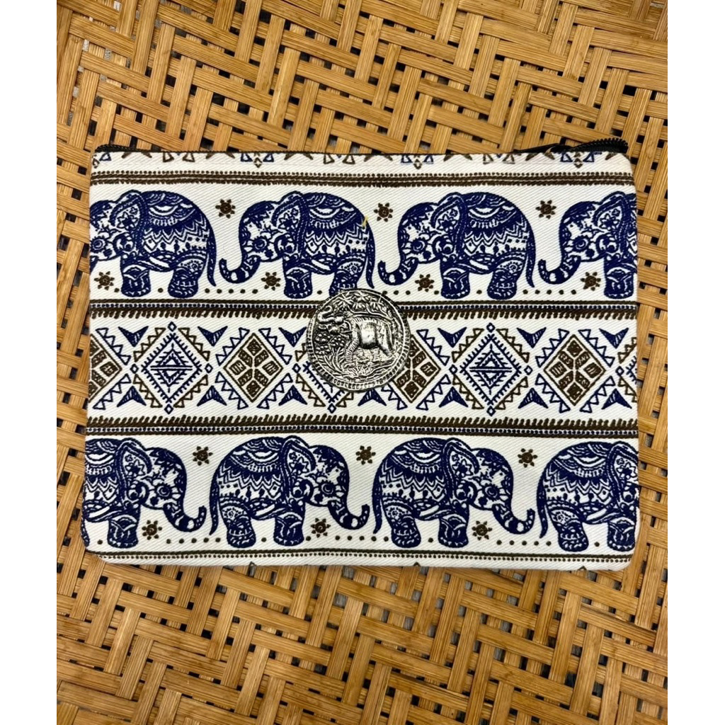 กระเป๋าใส่เหรียญ ใส่ของ มีซิป ซับใน ติดเครื่องเงินช้าง