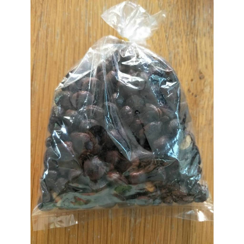 เม็ดมะขามคั่ว อร่อย  1 ขีด 15 บาท เมล็ดมะขามคั่ว เม็ดมะขาม  คั่วด้วยเตาถ่าน อร่อยหอม กรอบ