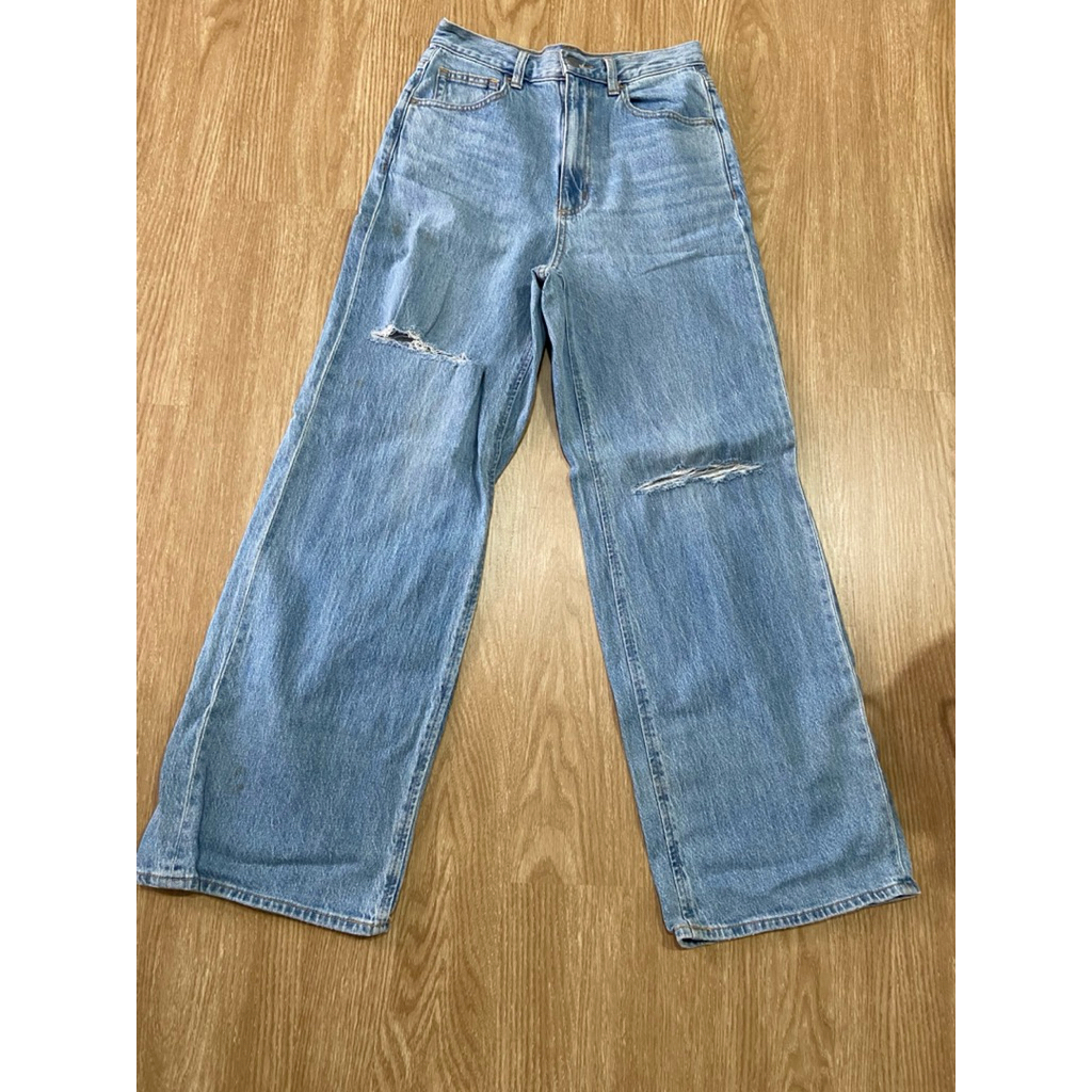 gu baggy jeans sz M ‼️ตัดป้าย มีรอยเลอะจางๆ‼️